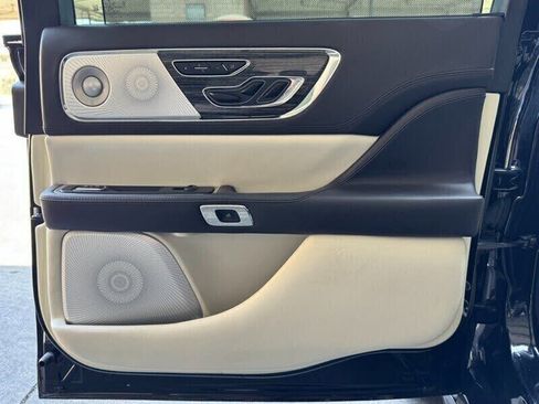 Used 2019 Lincoln Continental Black Label w/ Rear Seat Package image 31