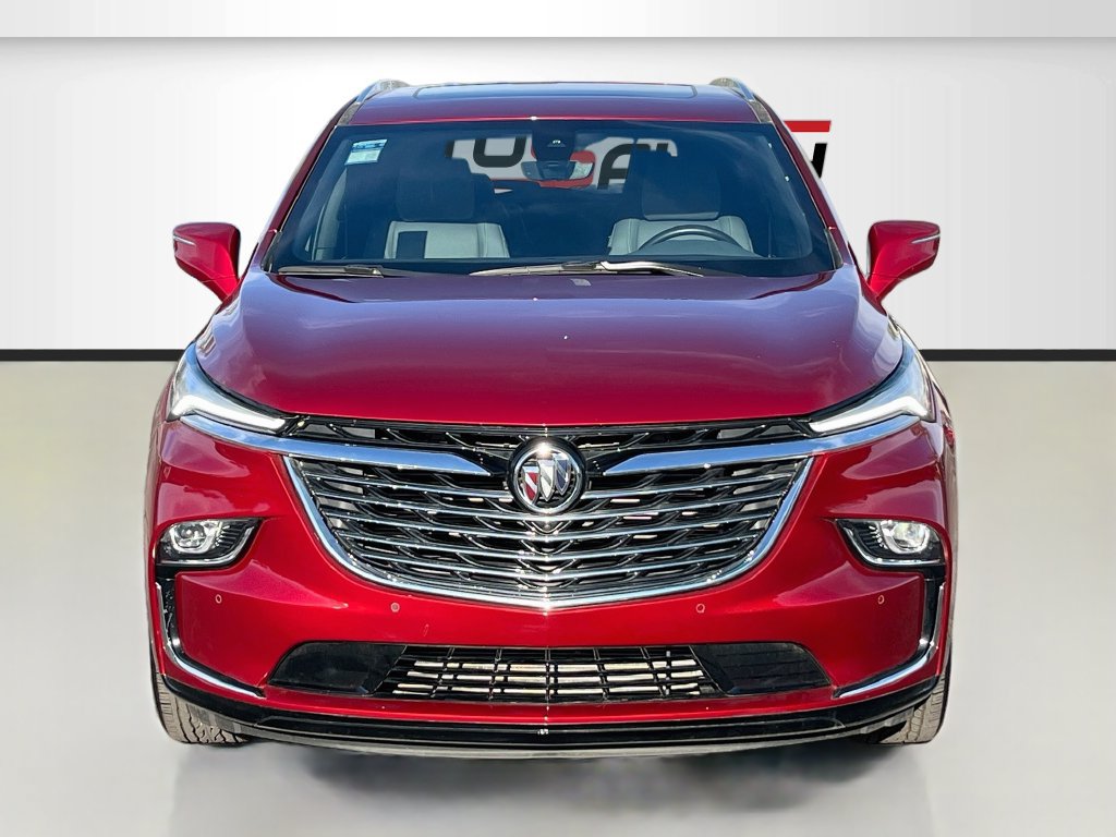 Used 2024 Buick Enclave Essence w/ Experience Buick Package FWD image 2