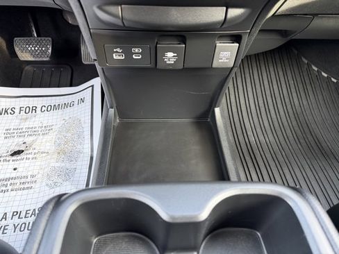Certified 2025 Honda Odyssey Touring image 21