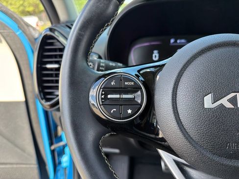 Used 2024 Kia Soul GT-Line FWD image 16