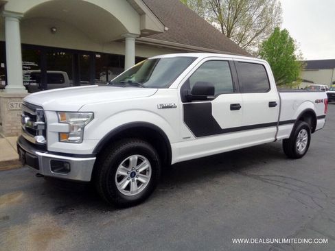 Used 2015 Ford F150 XLT w/ Equipment Group 301A Mid image 1