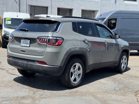 Used 2024 Jeep Compass Latitude AWD/4WD image 13