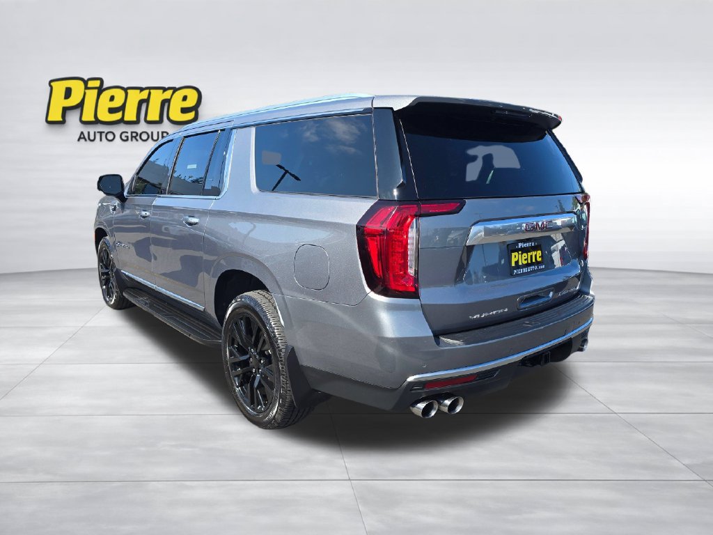 Used 2021 GMC Yukon XL Denali AWD/4WD image 3