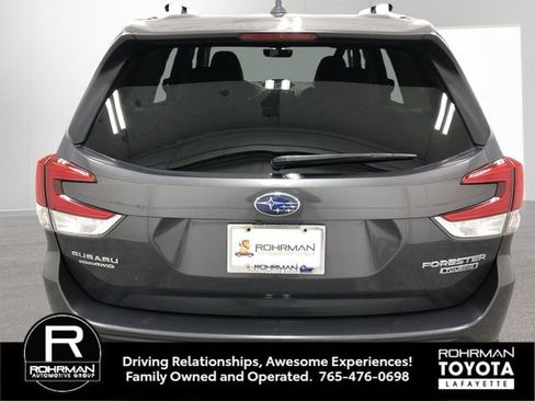 Used 2022 Subaru Forester Touring AWD/4WD image 5
