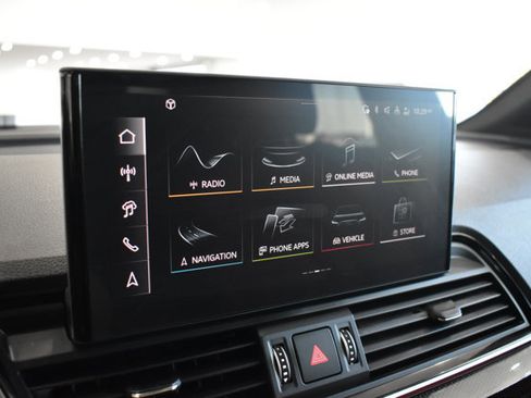 Certified 2025 Audi SQ5 Premium Plus w/ Premium Plus Package image 24