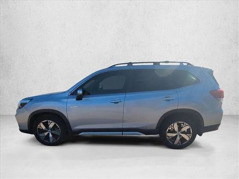 Used 2020 Subaru Forester Touring image 8