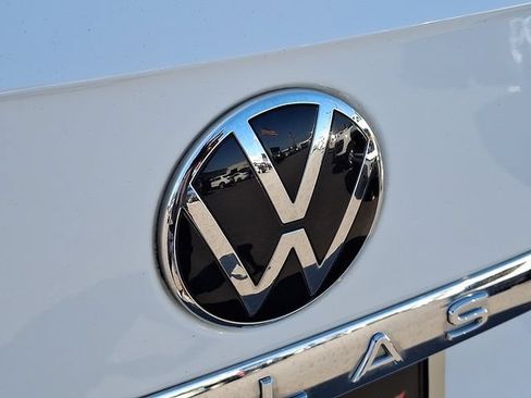 Used 2022 Volkswagen Atlas SE FWD image 24