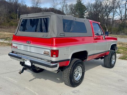 Used 1989 GMC Jimmy 4WD image 3