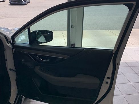 Certified 2025 Subaru Outback Onyx Edition XT w/ Popular Package #2 image 14