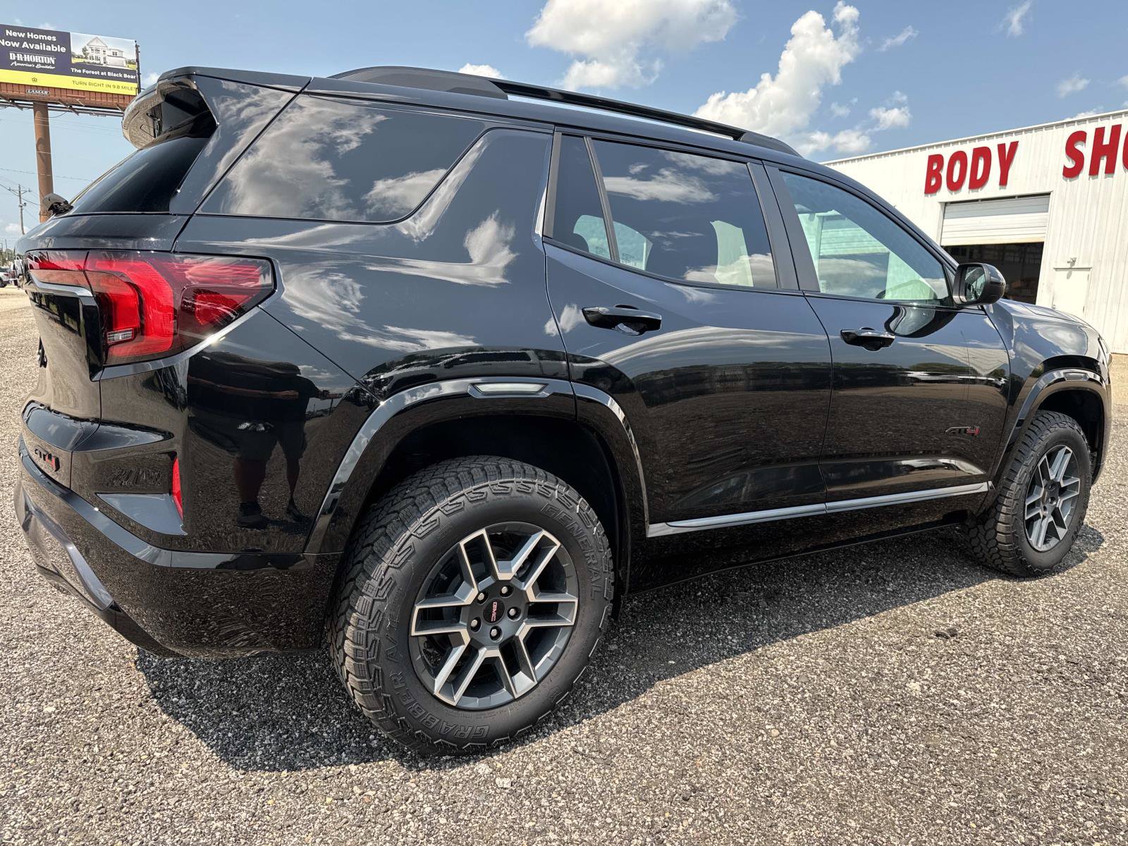 New 2026 GMC Terrain AT4 w/ Convenience Package III AWD/4WD image 3