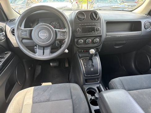 Used 2013 Jeep Patriot Sport w/ PWR Value Group FWD image 22