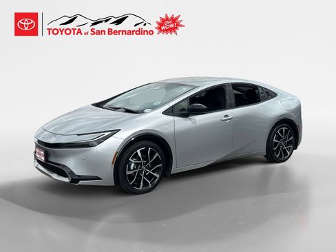 Used 2026 Toyota Prius Plug-In Hybrid FWD image 1