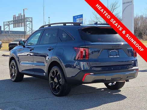 Used 2025 Kia Sorento X-Line EX image 4