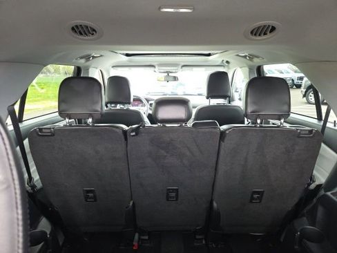 Certified 2022 Ford Explorer XLT w/ Equipment Group 202A image 14