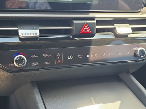 New 2026 Kia Sportage EX AWD/4WD image 25