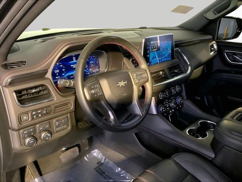 Used 2023 Chevrolet Tahoe RST w/ Luxury Package AWD/4WD image 17