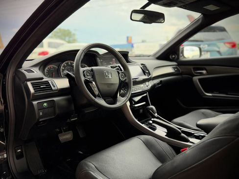 Used 2017 Honda Accord EX-L image 7