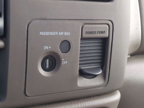 Used 2001 Ford F250 Lariat image 28