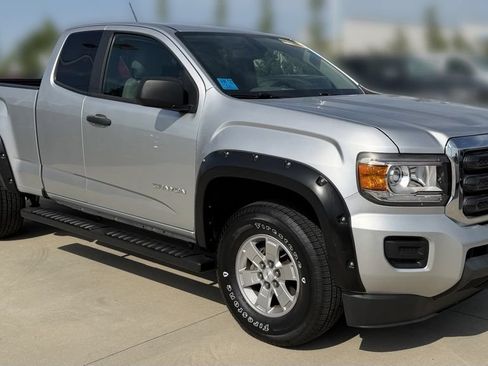Used 2016 GMC Canyon W/T w/ Convenience Package RWD image 6
