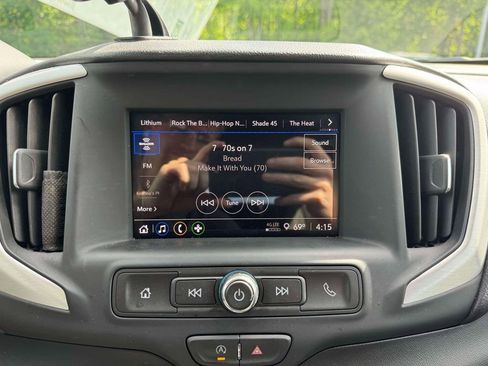 Used 2023 GMC Terrain SLE w/ Driver Convenience Package AWD/4WD image 29