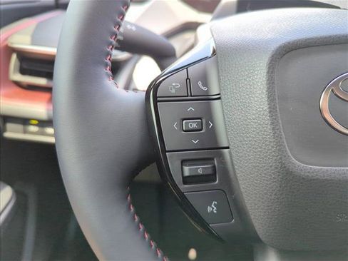 New 2026 Toyota Prius Plug-In Hybrid FWD image 16