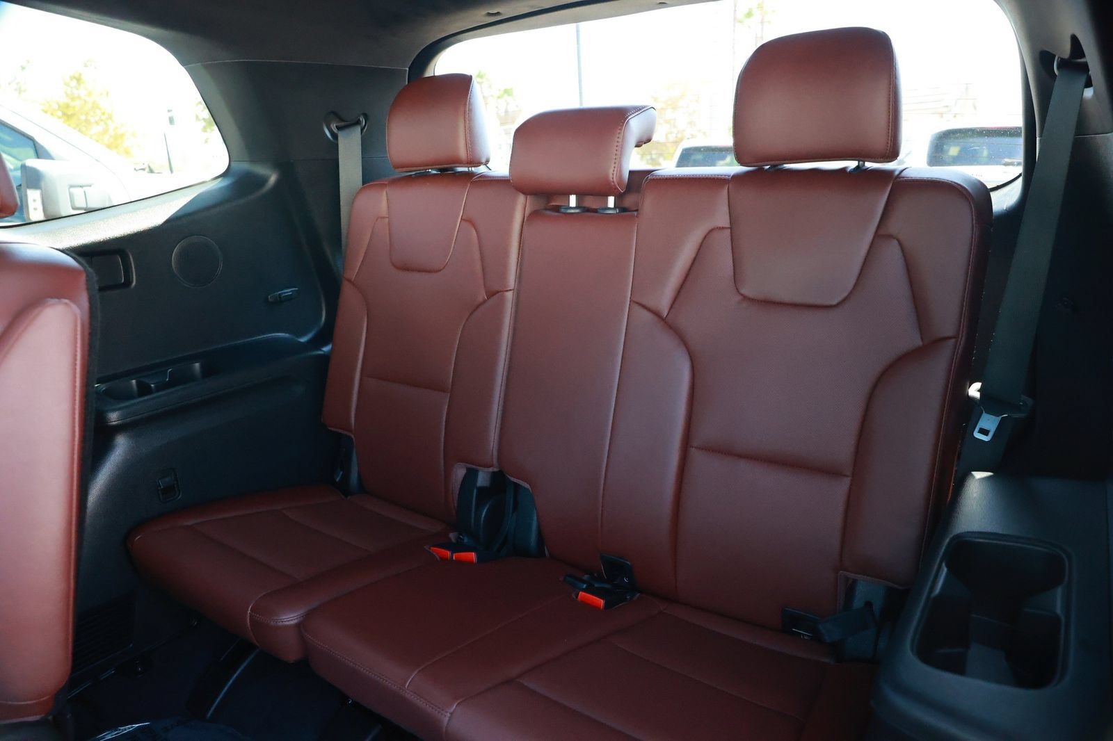 Used 2024 Kia Telluride SX Prestige AWD/4WD image 38