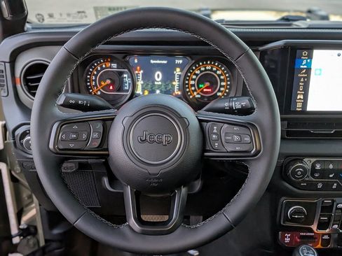 New 2026 Jeep Gladiator Mojave image 14