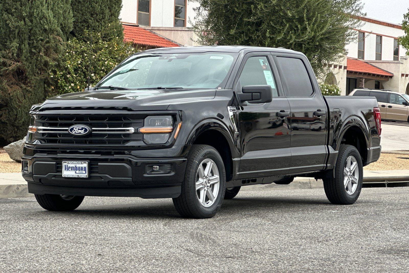 New 2026 Ford F150 XLT w/ Equipment Group 301A Standard RWD image 8