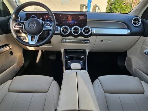 Used 2023 Mercedes-Benz EQB 250+ EQB 250+ w/ Exclusive Package image 17