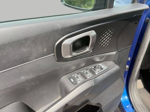 Used 2021 Kia Sorento S w/ Panoramic Sunroof Package FWD image 15