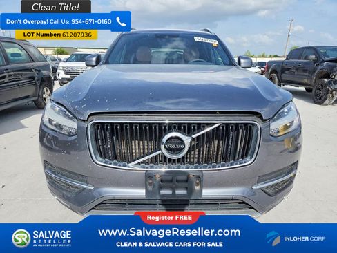Used 2018 Volvo XC90 T6 Momentum w/ Momentum Plus Package AWD/4WD image 7