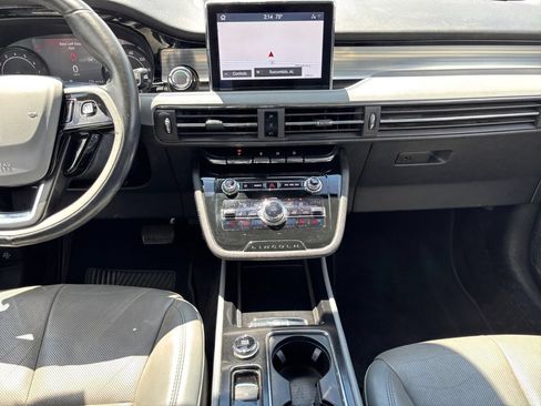 Used 2020 Lincoln Corsair FWD w/ Premium Package image 20