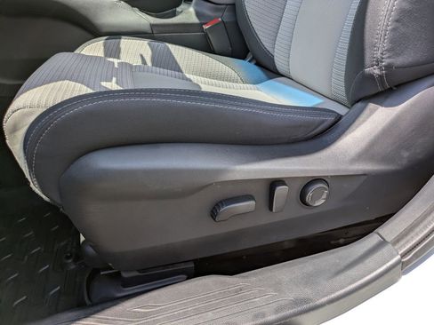 Used 2022 Subaru Outback Premium AWD/4WD image 13