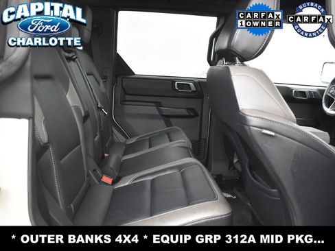 Used 2025 Ford Bronco Outer Banks image 12