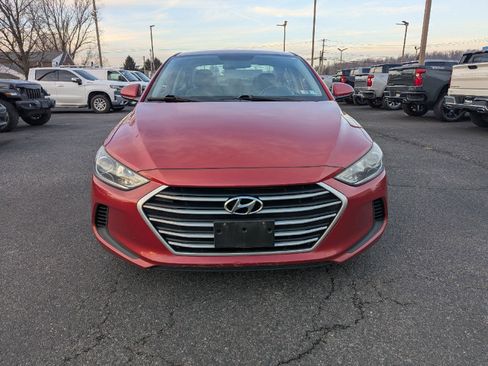 Used 2018 Hyundai Elantra SEL image 2