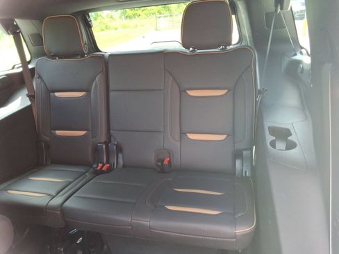 Used 2023 GMC Yukon AT4 w/ AT4 Premium Package AWD/4WD image 35