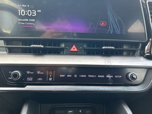 Used 2023 Kia Sportage EX image 25