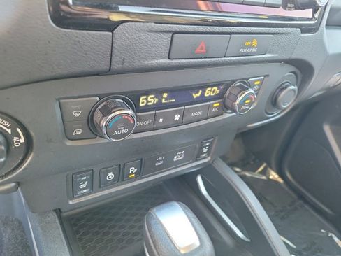 Used 2023 Nissan Frontier SV w/ SV Convenience Package image 27