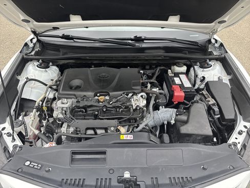 Used 2023 Toyota Camry SE FWD image 11