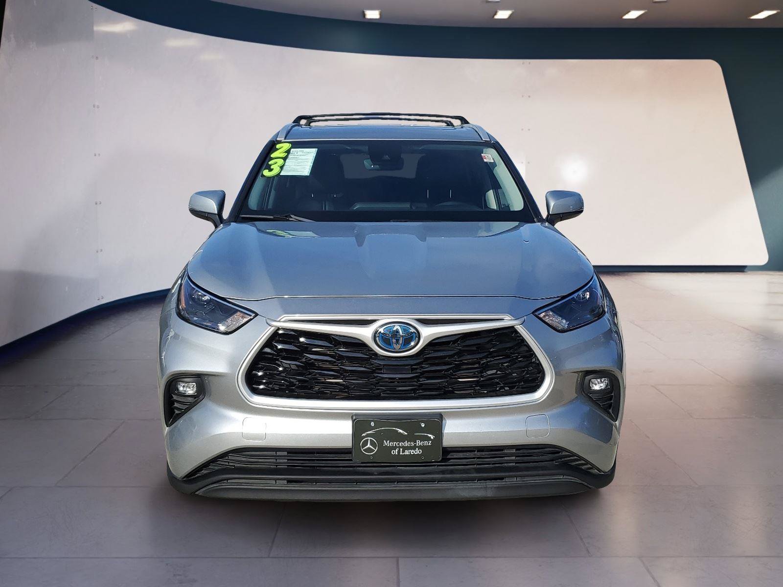 Used 2023 Toyota Highlander XLE FWD image 8