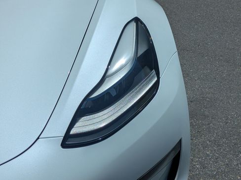 Used 2022 Tesla Model 3 Performance AWD/4WD image 10