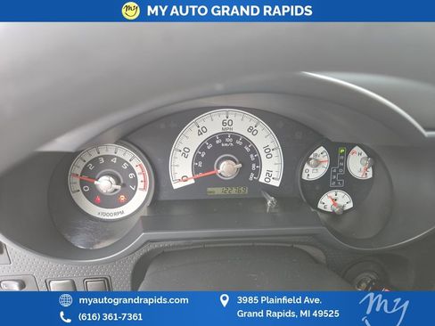 Used 2014 Toyota FJ Cruiser 2WD image 26