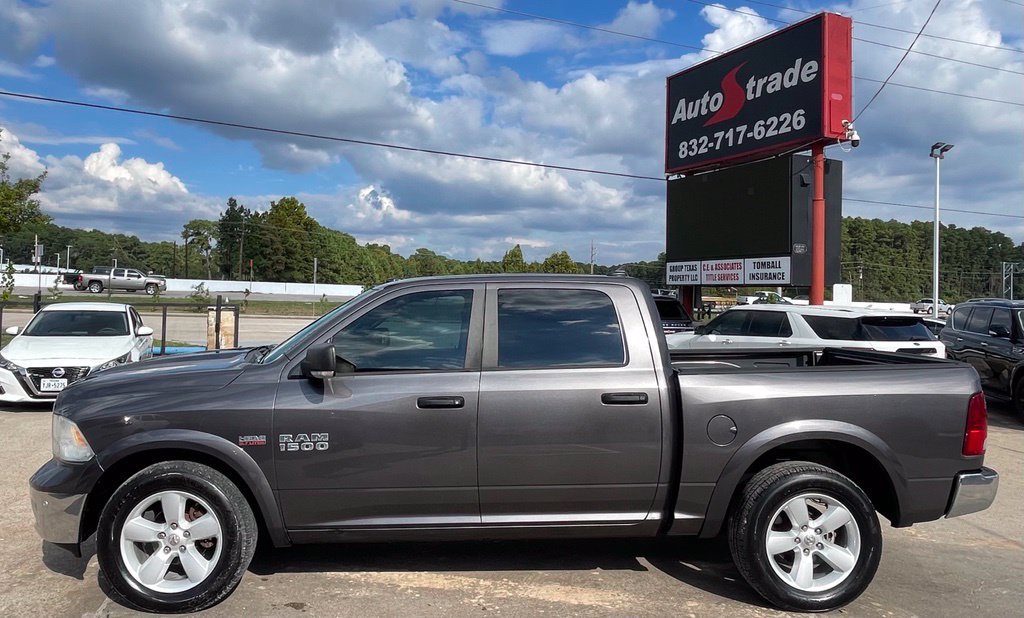 Used 2015 RAM 1500 Outdoorsman RWD image 5