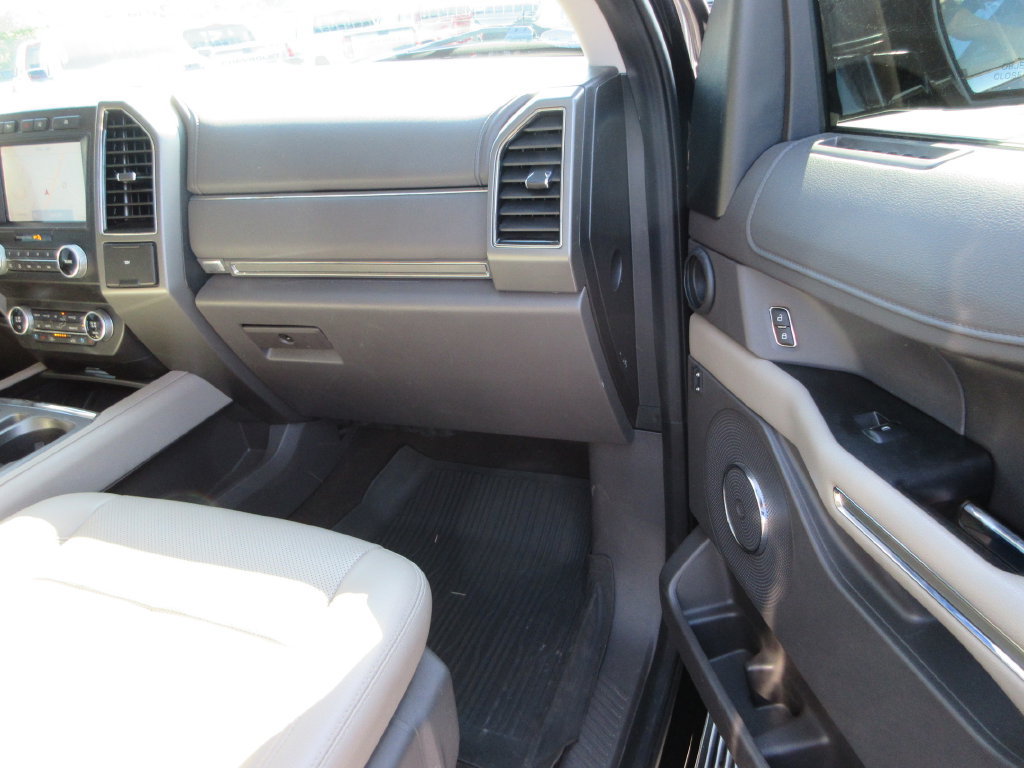 Used 2021 Ford Expedition Max XLT AWD/4WD image 19
