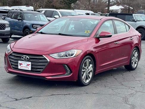 Used 2017 Hyundai Elantra Limited w/ Limited Tech Package 04 image 2