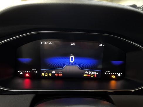 Used 2025 Volkswagen Jetta Sport image 17