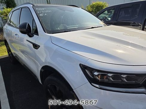 Used 2023 Kia Sorento SX FWD image 4
