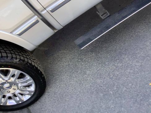 Used 2011 Ford F150 Platinum AWD/4WD image 29