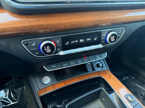 Used 2022 Audi Q5 2.0T Prestige image 24