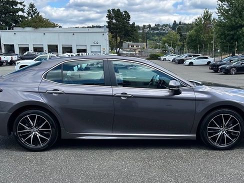 Certified 2023 Toyota Camry SE w/ Convenience Package FWD image 4